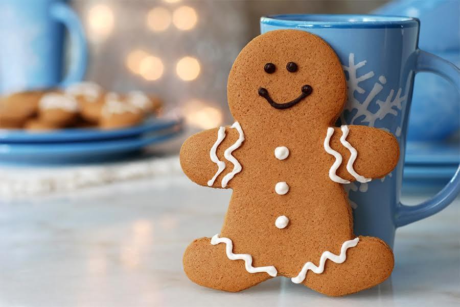 Irresistible Gingerbread Hot Cocoa